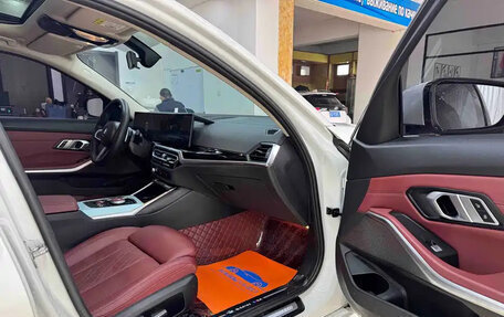 BMW 3 серия, 2023 год, 2 700 000 рублей, 11 фотография