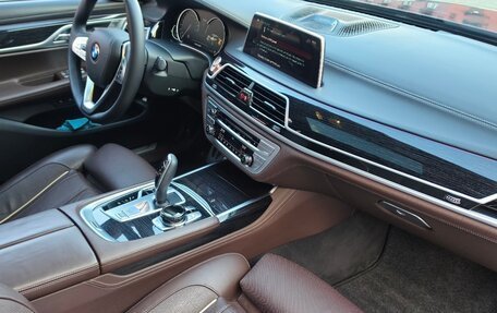 BMW 7 серия, 2018 год, 4 500 000 рублей, 18 фотография