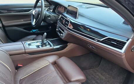 BMW 7 серия, 2018 год, 4 500 000 рублей, 17 фотография