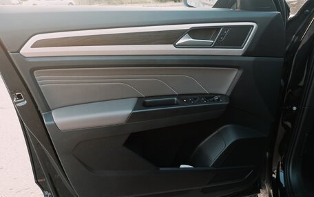 Volkswagen Atlas I, 2022 год, 4 250 000 рублей, 24 фотография