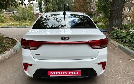 KIA Rio IV, 2018 год, 1 350 000 рублей, 5 фотография
