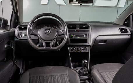Volkswagen Polo VI (EU Market), 2015 год, 979 000 рублей, 6 фотография