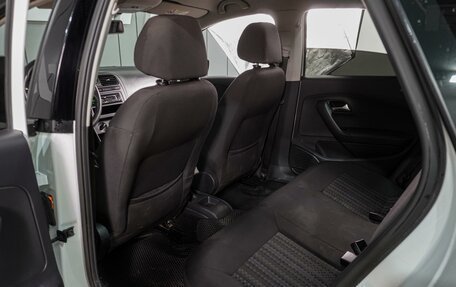 Volkswagen Polo VI (EU Market), 2015 год, 979 000 рублей, 11 фотография