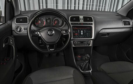 Volkswagen Polo VI (EU Market), 2016 год, 1 279 000 рублей, 6 фотография