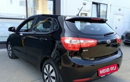 KIA Rio III рестайлинг, 2012 год, 930 000 рублей, 7 фотография
