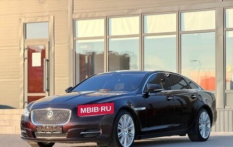 Jaguar XJ IV (X351), 2011 год, 1 899 000 рублей, 5 фотография