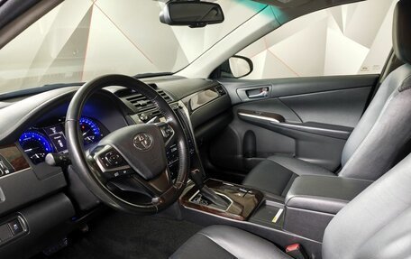 Toyota Camry, 2017 год, 2 383 000 рублей, 18 фотография
