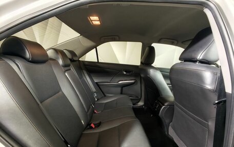 Toyota Camry, 2017 год, 2 383 000 рублей, 15 фотография