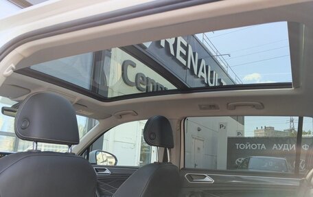 Volkswagen Tiguan II, 2023 год, 3 997 000 рублей, 10 фотография
