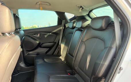 Hyundai ix35 I рестайлинг, 2015 год, 1 499 000 рублей, 28 фотография