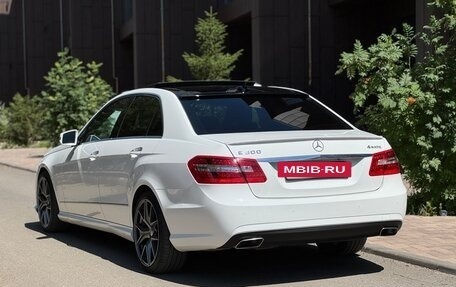 Mercedes-Benz E-Класс, 2013 год, 1 950 000 рублей, 6 фотография