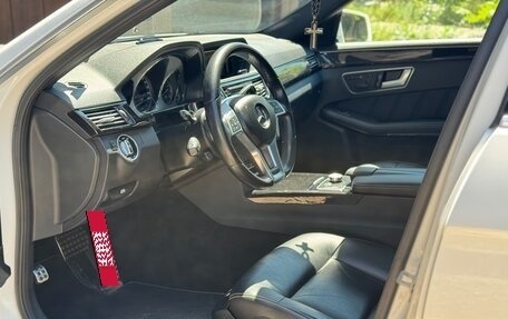 Mercedes-Benz E-Класс, 2013 год, 1 950 000 рублей, 12 фотография
