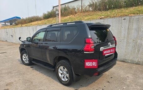 Toyota Land Cruiser Prado 150 рестайлинг 2, 2017 год, 4 450 000 рублей, 8 фотография