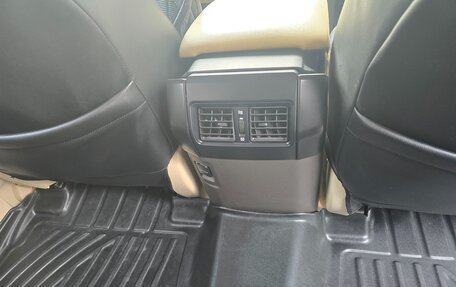 Toyota Land Cruiser Prado 150 рестайлинг 2, 2017 год, 4 450 000 рублей, 15 фотография