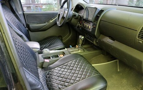 Nissan Navara (Frontier), 2005 год, 820 000 рублей, 11 фотография