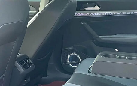 Volkswagen Lavida, 2025 год, 1 500 000 рублей, 9 фотография