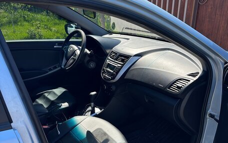Hyundai Solaris II рестайлинг, 2012 год, 750 000 рублей, 8 фотография