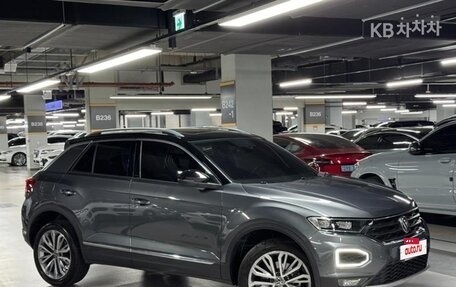 Volkswagen T-Roc I, 2023 год, 1 278 911 рублей, 11 фотография
