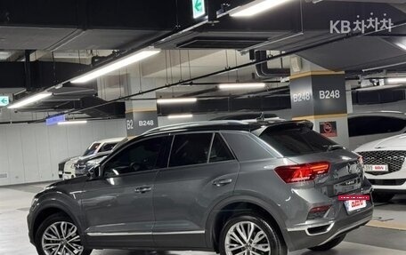 Volkswagen T-Roc I, 2023 год, 1 278 911 рублей, 9 фотография