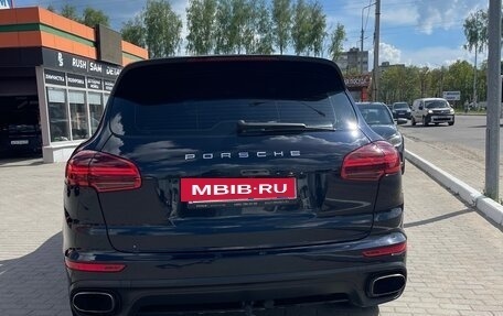 Porsche Cayenne III, 2015 год, 3 470 000 рублей, 4 фотография