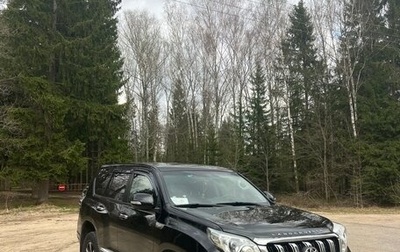 Toyota Land Cruiser Prado 150 рестайлинг 2, 2014 год, 2 850 000 рублей, 1 фотография