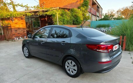 KIA Rio III рестайлинг, 2016 год, 1 050 000 рублей, 16 фотография