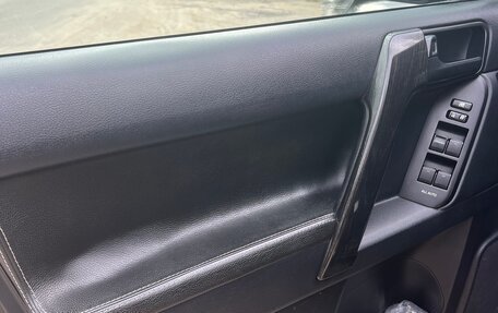 Toyota Land Cruiser Prado 150 рестайлинг 2, 2014 год, 2 850 000 рублей, 14 фотография