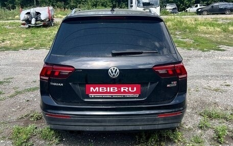 Volkswagen Tiguan II, 2017 год, 2 480 000 рублей, 4 фотография