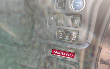 Toyota Noah III, 2014 год, 1 900 000 рублей, 21 фотография
