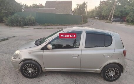 Toyota Vitz, 2002 год, 400 000 рублей, 3 фотография