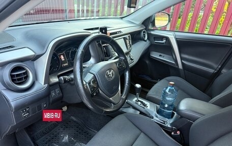 Toyota RAV4, 2019 год, 2 600 000 рублей, 8 фотография