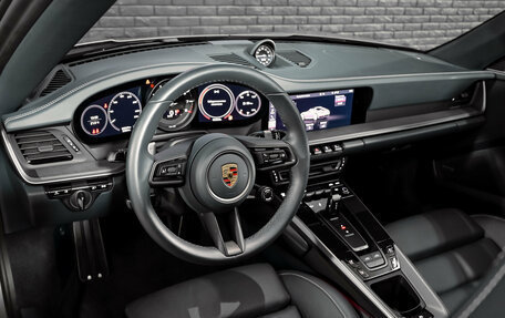 Porsche 911, 2021 год, 19 500 000 рублей, 17 фотография