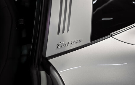 Porsche 911, 2021 год, 19 500 000 рублей, 33 фотография