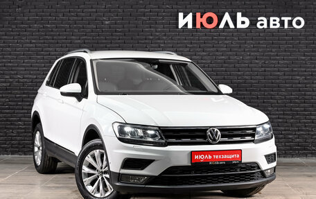 Volkswagen Tiguan II, 2018 год, 2 580 000 рублей, 3 фотография