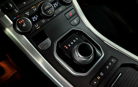 Land Rover Range Rover Evoque I, 2014 год, 2 300 000 рублей, 13 фотография