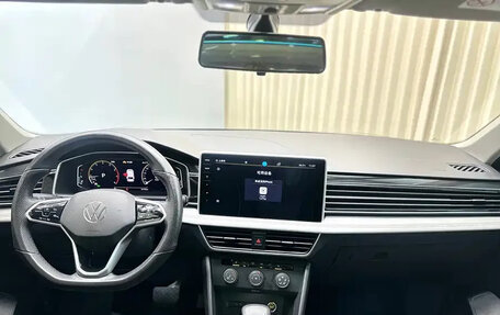 Volkswagen Tiguan II, 2023 год, 2 100 000 рублей, 7 фотография
