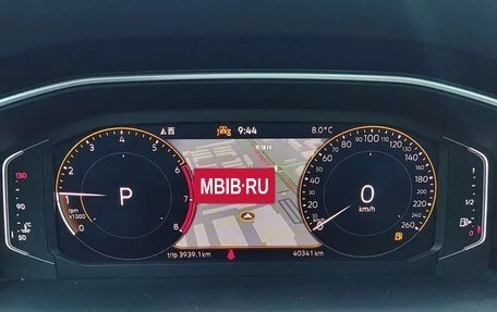 Volkswagen Tiguan II, 2023 год, 2 100 000 рублей, 14 фотография