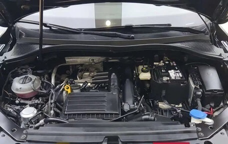 Volkswagen Tiguan II, 2023 год, 2 100 000 рублей, 17 фотография