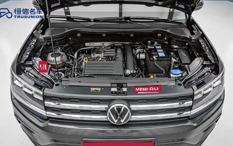 Volkswagen Tharu, 2023 год, 1 500 000 рублей, 19 фотография