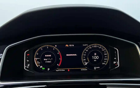 Volkswagen Tiguan II, 2023 год, 2 100 000 рублей, 13 фотография