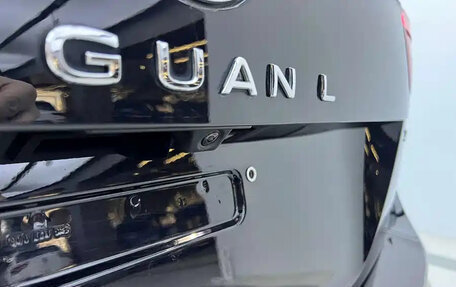 Volkswagen Tiguan II, 2023 год, 2 100 000 рублей, 20 фотография