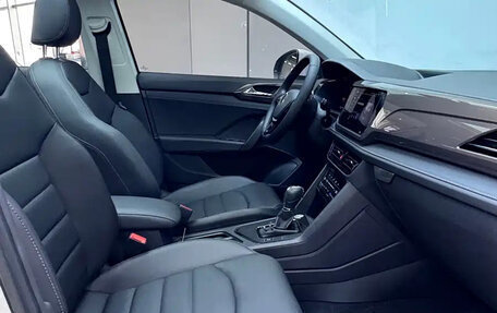 Volkswagen Tharu, 2023 год, 1 500 000 рублей, 9 фотография