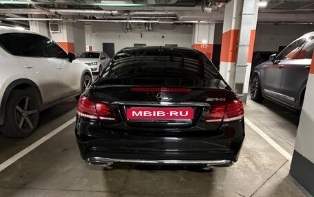 Mercedes-Benz E-Класс, 2014 год, 2 100 000 рублей, 3 фотография