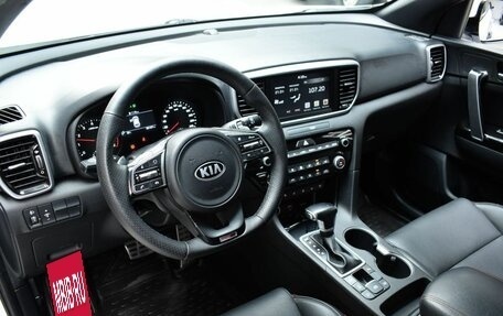 KIA Sportage IV рестайлинг, 2021 год, 2 390 000 рублей, 17 фотография