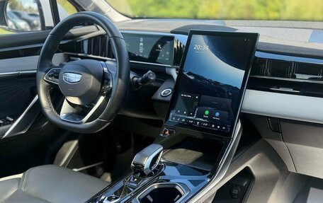 Geely Atlas, 2023 год, 2 438 000 рублей, 10 фотография