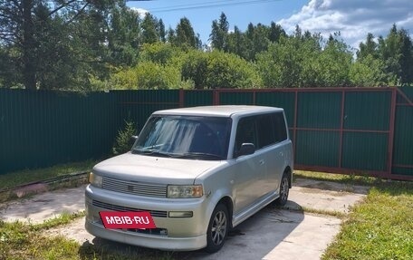 Toyota bB I рестайлинг, 2001 год, 370 000 рублей, 4 фотография