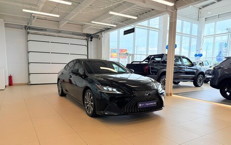 Lexus ES VII, 2018 год, 4 499 900 рублей, 8 фотография