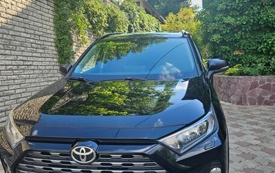 Toyota RAV4, 2021 год, 2 495 000 рублей, 1 фотография