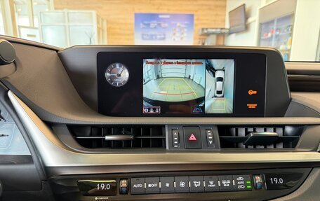 Lexus ES VII, 2018 год, 4 499 900 рублей, 20 фотография