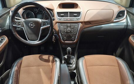 Opel Mokka I, 2012 год, 996 000 рублей, 33 фотография